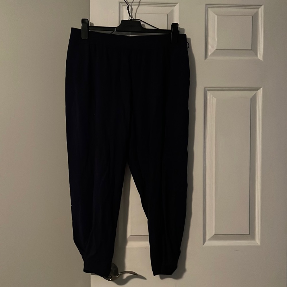 Womens lululemon pants